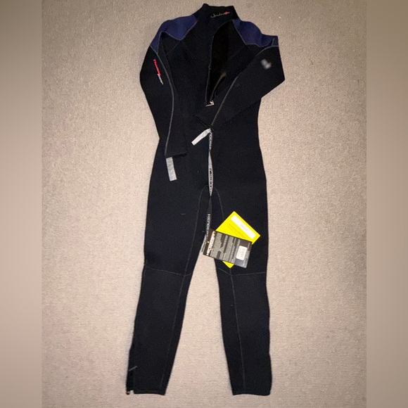 Henderson Kids Black & Blue Wetsuit Size 10 - Picture 4 of 5